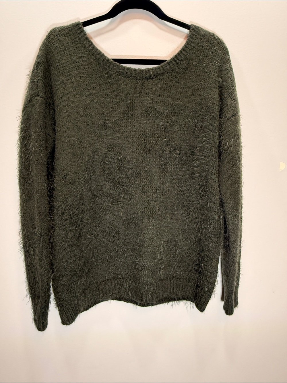 Forever 21 Fuzzy Eyelash Thread Olive Green Scoop Neck Sweater